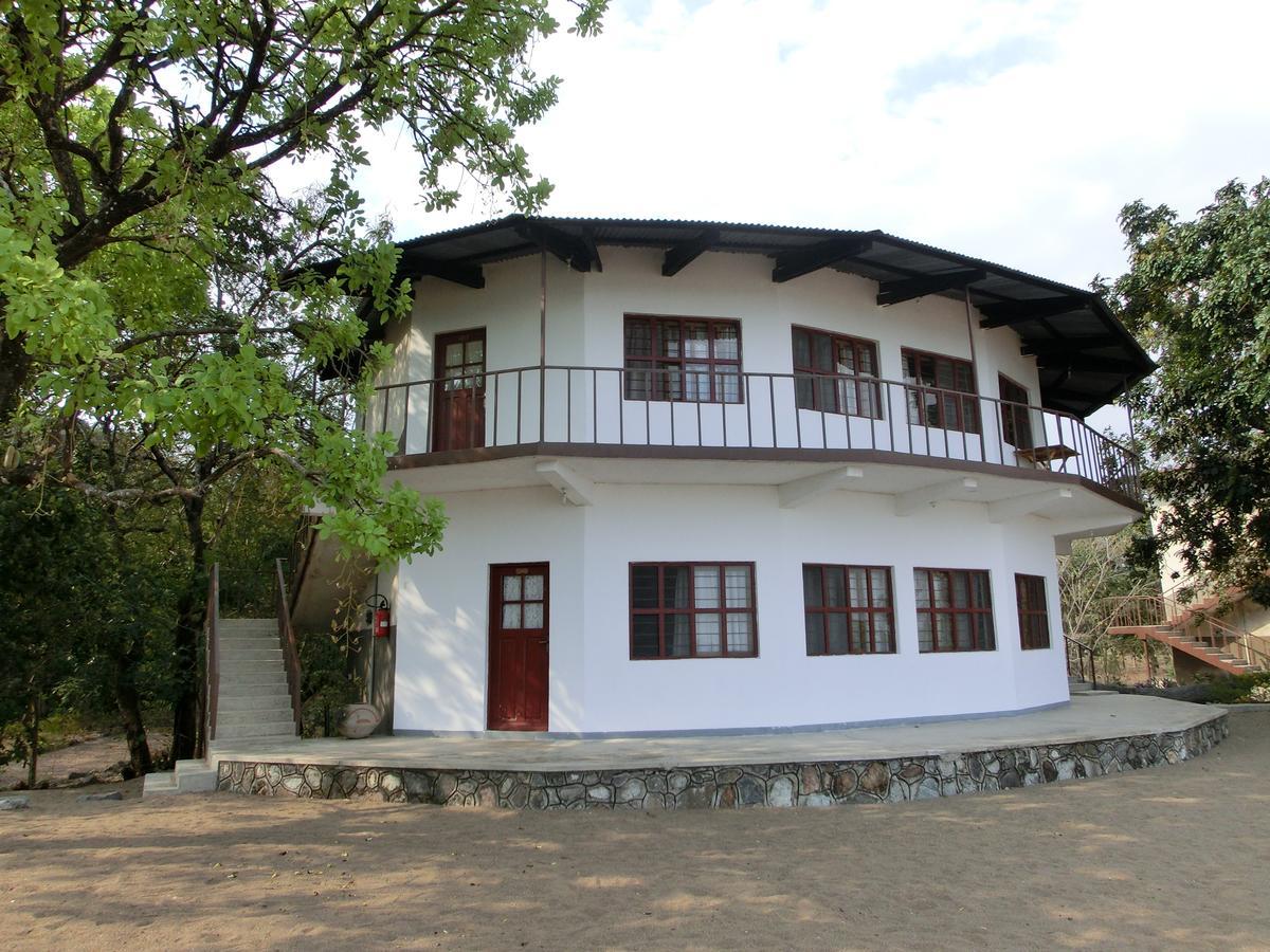 Matema Lake Shore Resort Exteriér fotografie