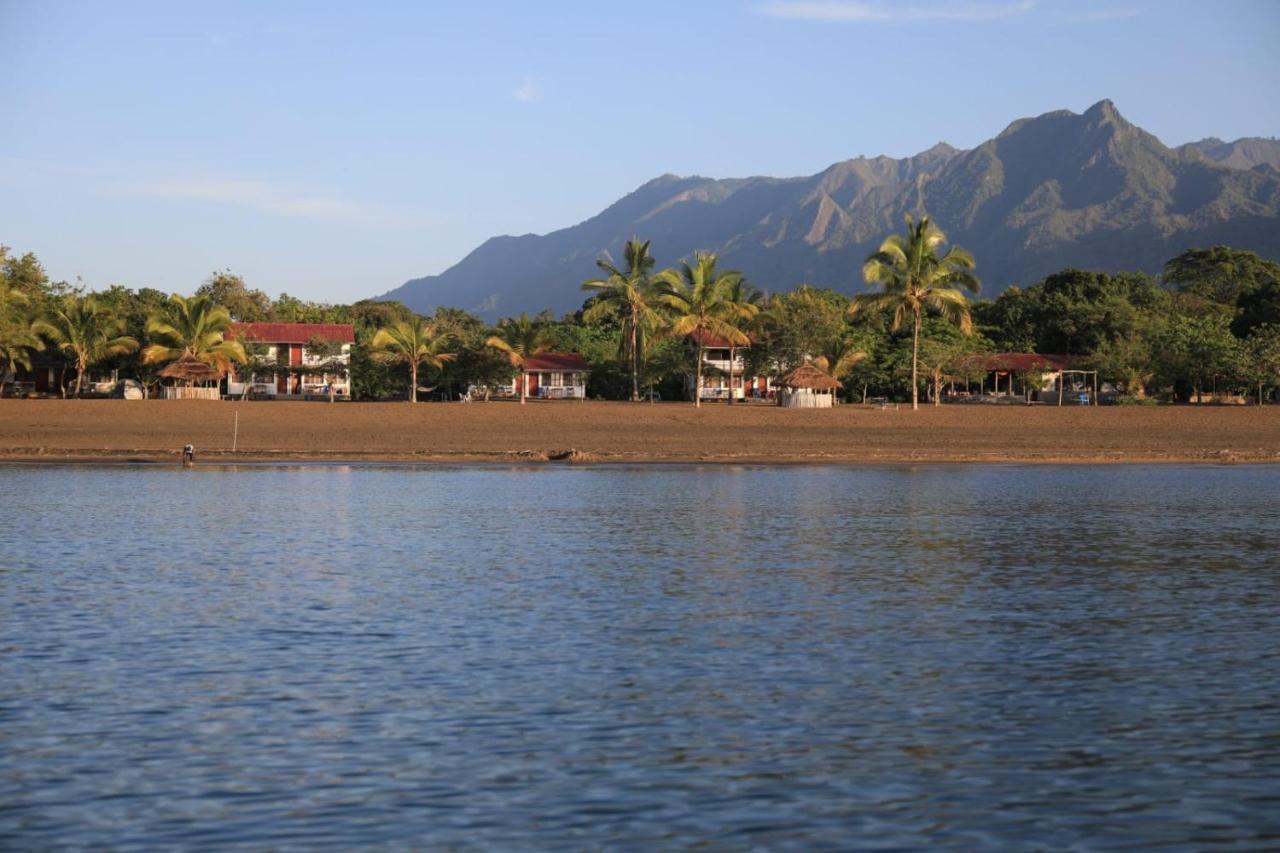 Matema Lake Shore Resort Exteriér fotografie